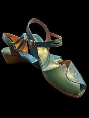 Remix Vintage Picasso Green Leather Wedge Peep Toe Sandals 9M 1950 Retro VGUC
